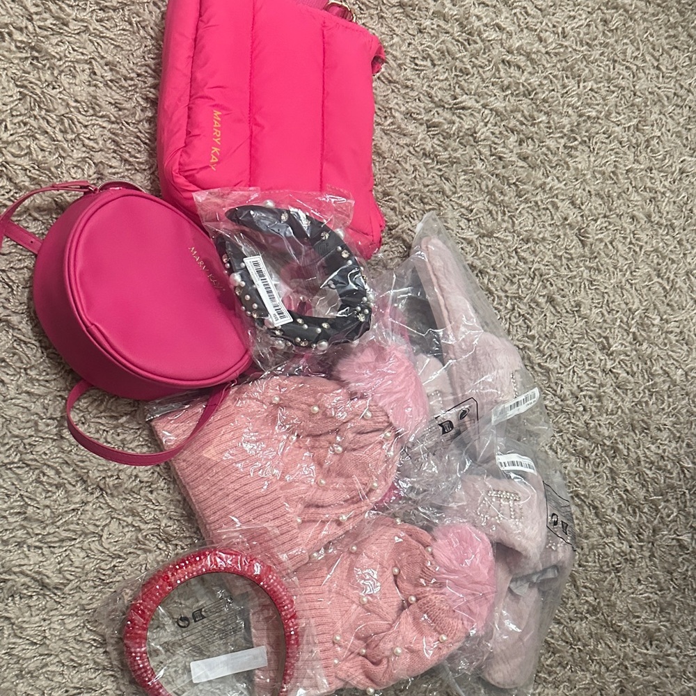 Pink Accessories Set